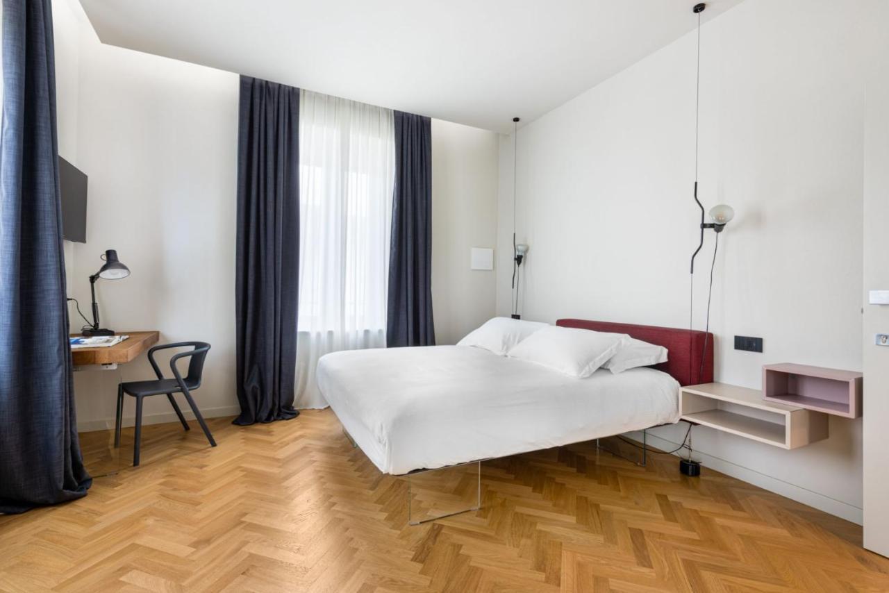 לוקה Villa Fedora Luxury Suites מראה חיצוני תמונה