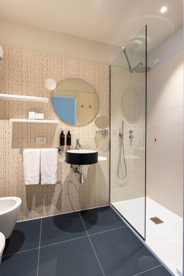 לוקה Villa Fedora Luxury Suites מראה חיצוני תמונה